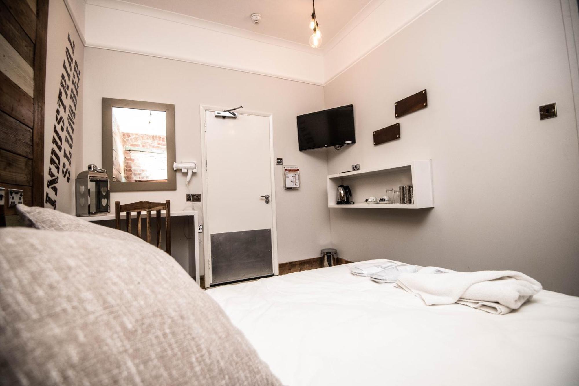 Leaside Hotel Luton  Quarto foto