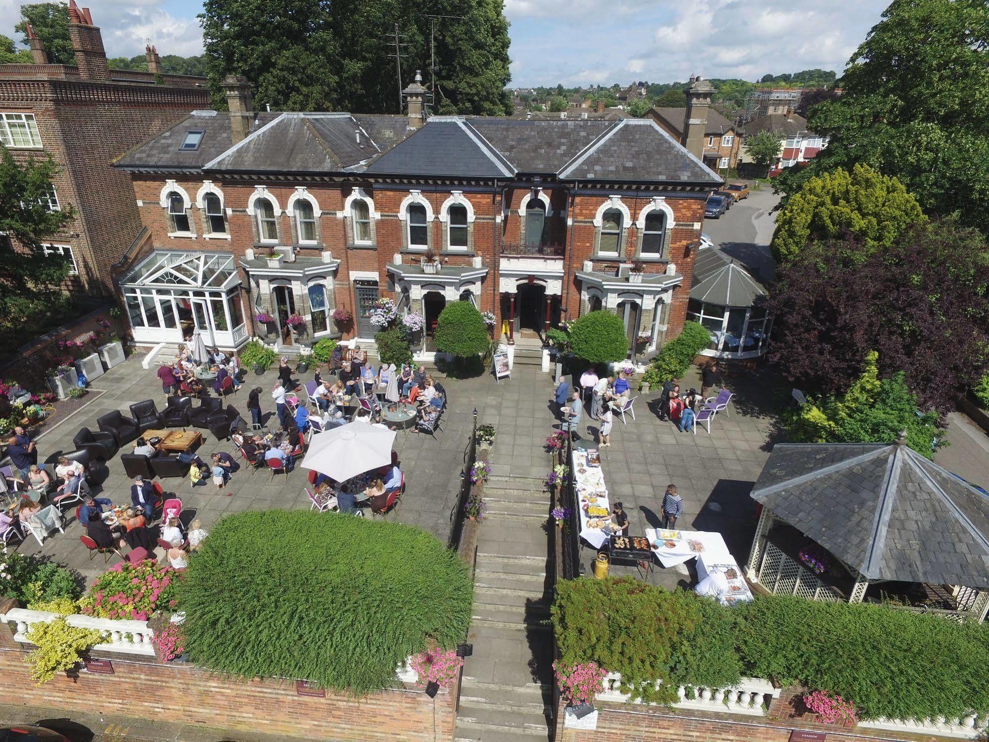 Leaside Hotel Luton  Exterior foto